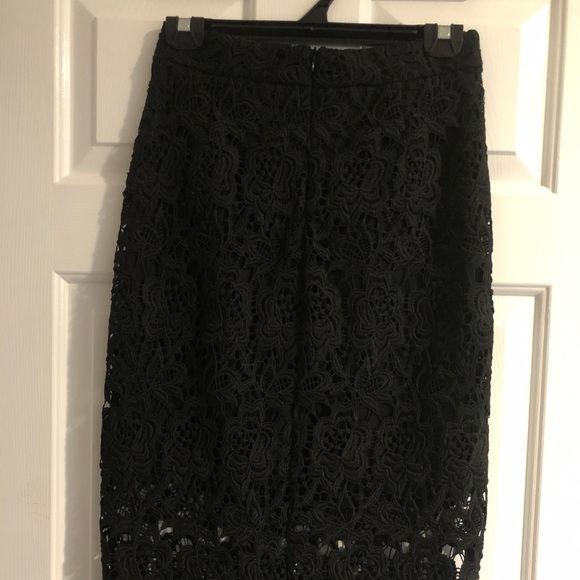GIRLS ON FILM, Women’s Black Embroided Pencil Skirt, Size 8/S, Midi, Lace Detail - Picture 8 of 9